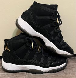 Jordan 11 Retro Heiress Black Stingray Size 6Y or 7.5W