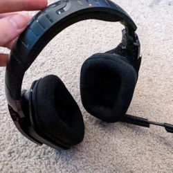 Logitech G933 Wireless Gaming Headset 