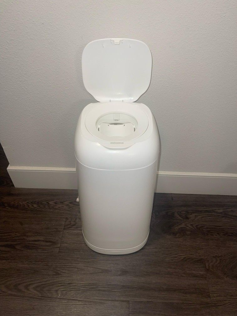 Used Diaper GENIE ๐ถ