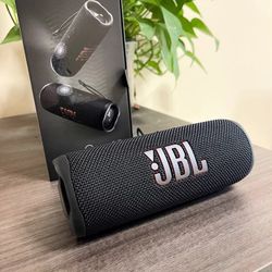 Brand New JBL Flip 6