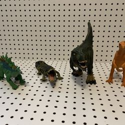 5 Dinosaurs 