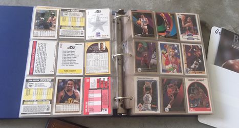 Container & folder of Baseball / basketball / football collectors cards & MAGIC JOHNSON player plaques