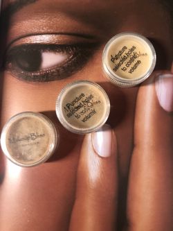 Mineral Flawless Foundation