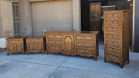 Vintage Dresser Set