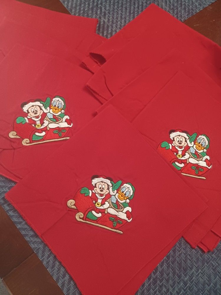 Mickey Embroidered Christmas Fabric Napkins