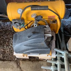 Dewalt  Compressor