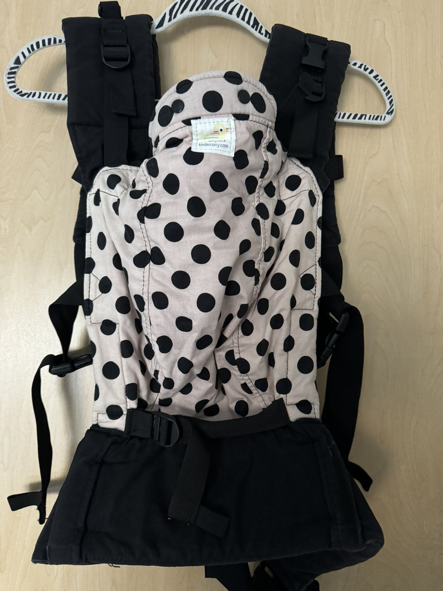 Infant Kindercarry Baby Carrier