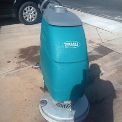 Tennant T3 FLOOR SCRUBBER 20