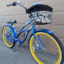 2017. ELECTRA HAWAII WOMENS BEACH CRUISER BIKE. (26"X2.35).. ALUMINUM 3 SPEEDS. LIKE NEW 👌🏼