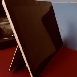 Microsoft Surface Go 