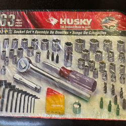 1999 Husky Metric 63 Pc Socket Set New 