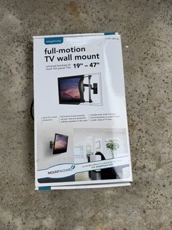 Simplicity Full-Motion TV Wall Mount 19"-47"