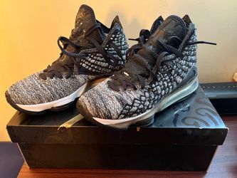 Nike LeBron 17 Basketball Sneakers