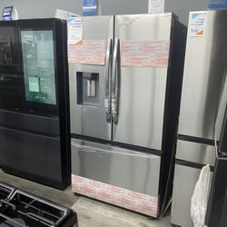 Samsung - 31 Cu Ft Mega Capacity 3-Door French Door Refrigerator With Water Dispenser & 4 Types Of Ice In Stainless Steel ❄️🧊