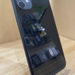 I Phone 11 64GB Black Factory Unlocked Used Like New 