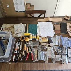 Leatherworking Starter Kit + 19+ sq ft Veg Tan Hide (Tandy) – Tools, Hardware, Patterns