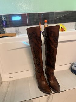 Knee Tall Leather Boots 7.5