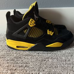 Jordan’s, 4, Yellow And Black, 6.5