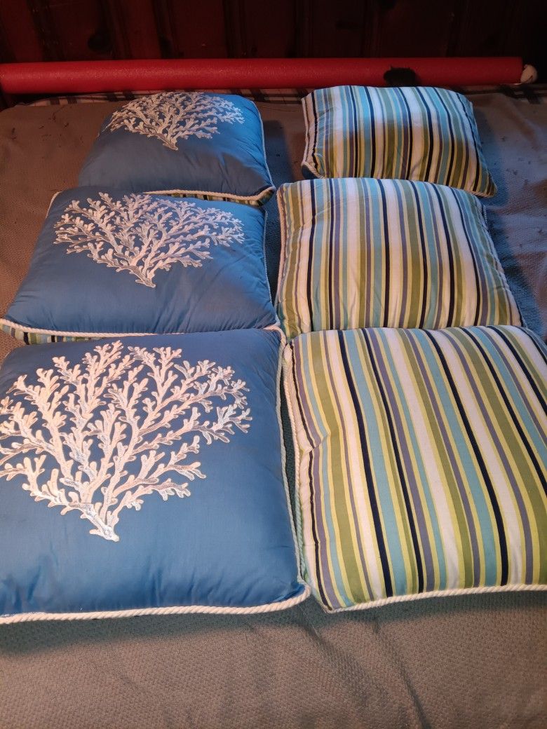 Reversible Throw Pillows