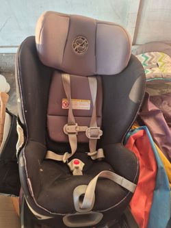 Baby car seat