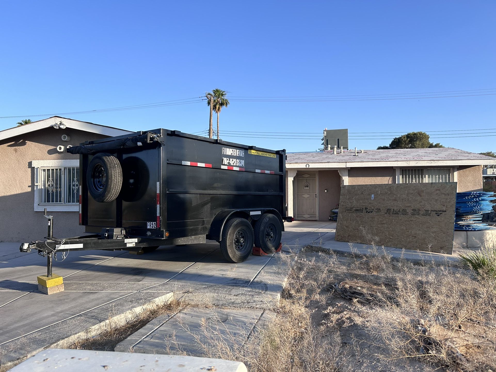 10”x8”x4” Dump Tráiler (text Me For More Details)