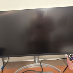 LG Monitor 32 Inch