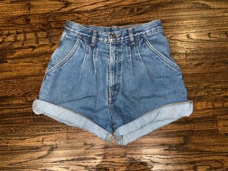 Bill Blass Medium Indigo Wash Mom Short High Waist Denim Shorts - Size 6