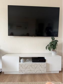 White Media Console