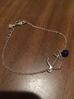 Pretty anchor bracelet