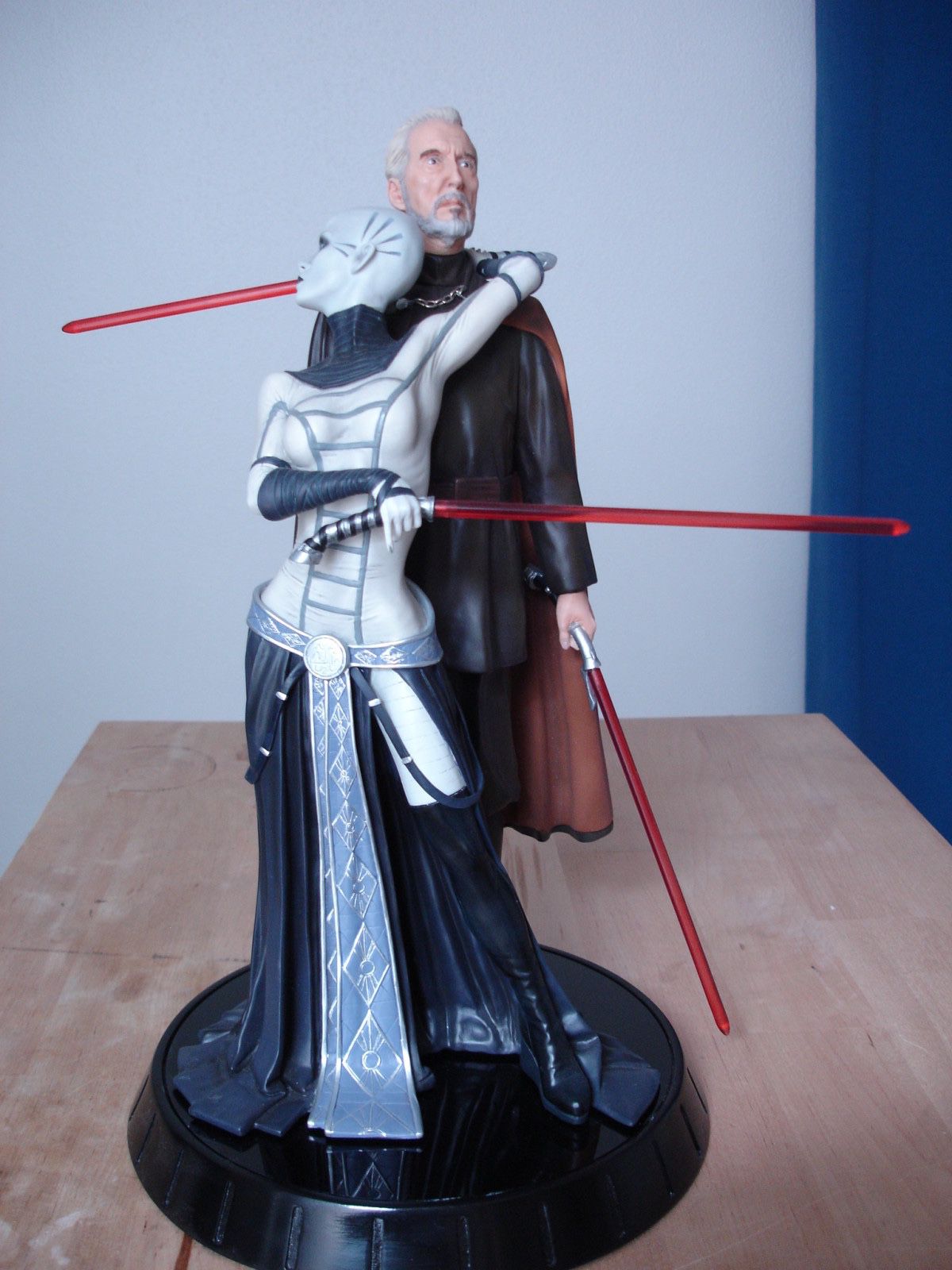 Gentle Giant Asajj Ventress & Count Dooku statue for Sale in Los Angeles,  CA - OfferUp