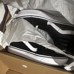  New Vans shoes 7.5 Men Blk & 4.5 Men’s White On White 