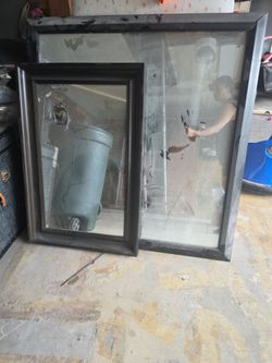 2 Mirrors