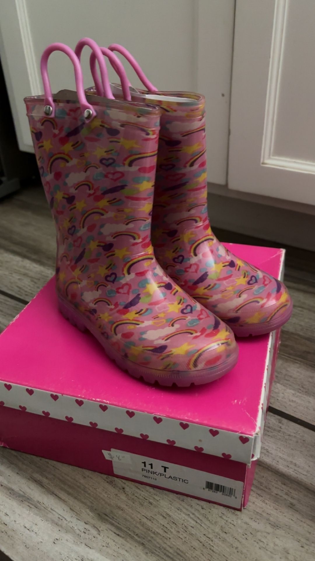 KIDS RAIN BOOTS