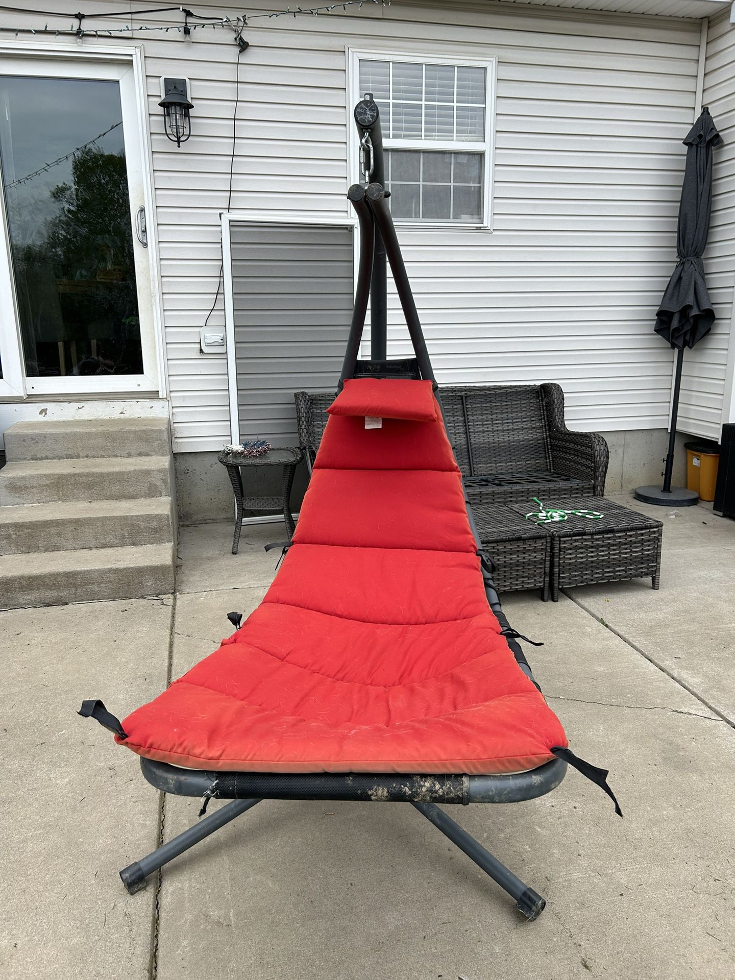 Hanging Gravity Chair 