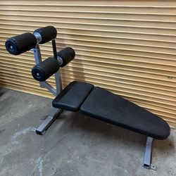 Magnum Fitness Ab/ Abdominal Decline Weight Bench- Commercial Gym Equipment