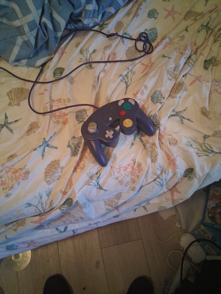 GameCube Controller. Used But In Good Conditions