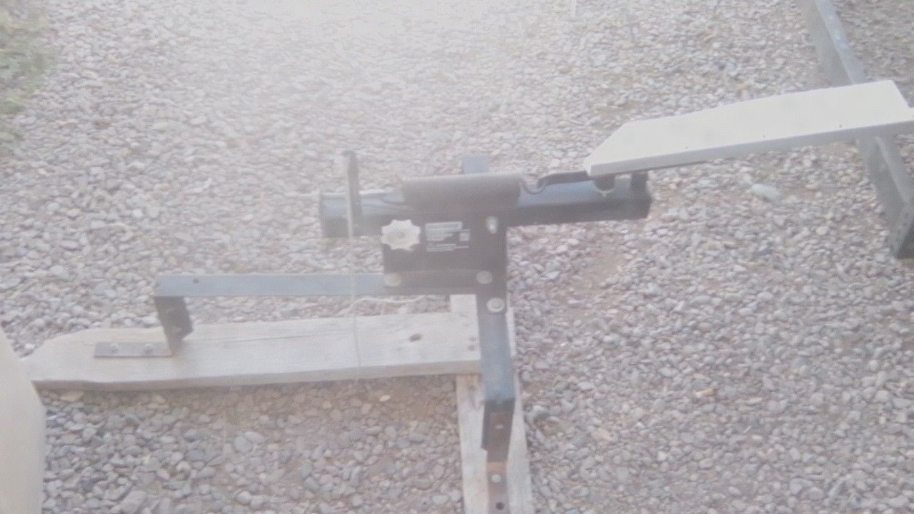 2 Different Skeet Throwers