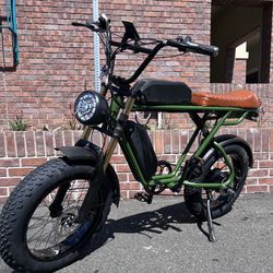 750 Watt Dual Rider/Dual Battery, Pegs, Electric Ebike, 26ah Total Amp Batteries (Removable), 80 Mile Distance(Long Seat/Dual Rider Style)