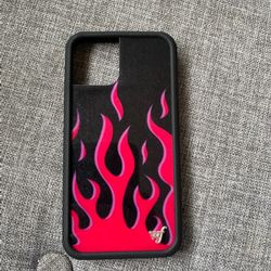 New Iphone 11pro wildflower case