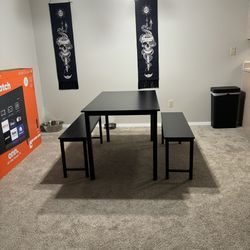 Dining Room Table 