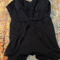 Women’s romper size small