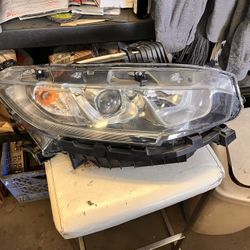2017 Civic Right Side   Headlamp 