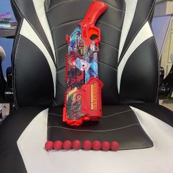 Nerf Marvel Deadpool Blaster and 8 balls