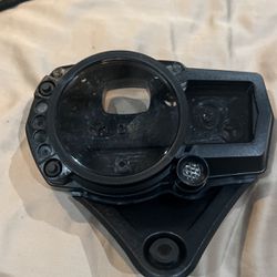 06-07 GSXR Cluster Cover