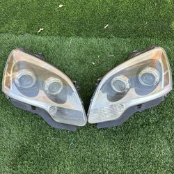GMC Acadia Headlights 