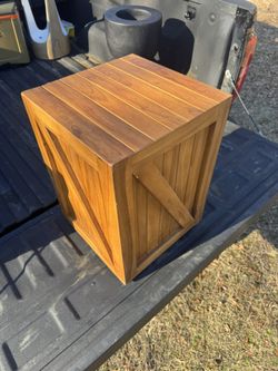 Solid Teakwood Table