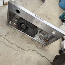 Under cabin range hood