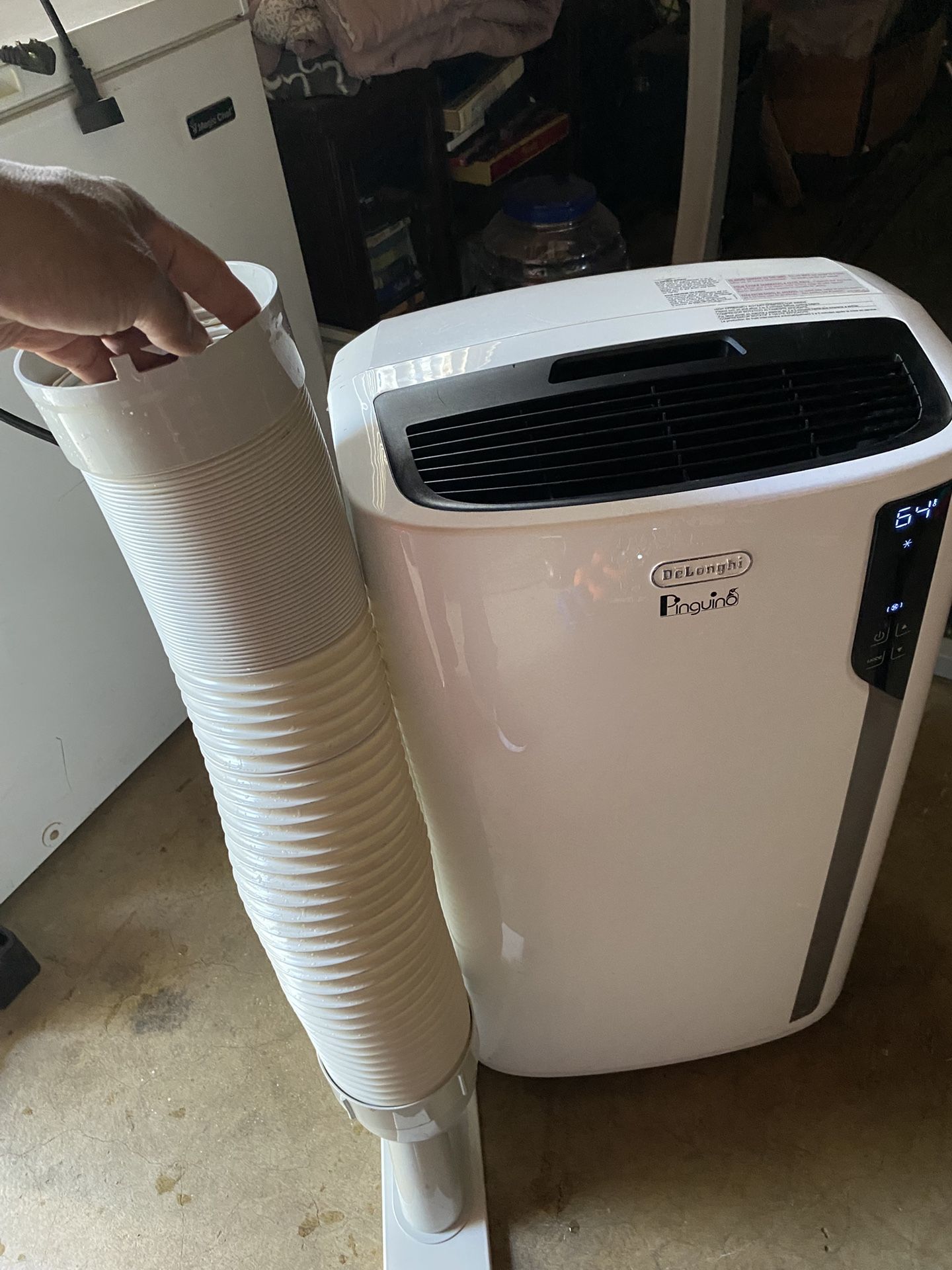 AC UNIT
