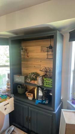 Decorative cabinet