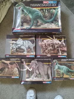 Vintage Monogram Dinosaur model building kits